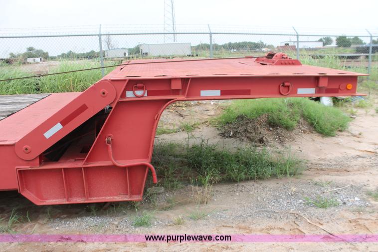 image for item H5829 1985 Trail-Eze LP30H46 tilt deck equipment trailer