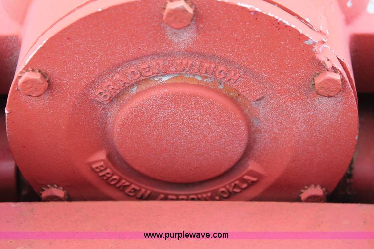 image for item H5829 1985 Trail-Eze LP30H46 tilt deck equipment trailer