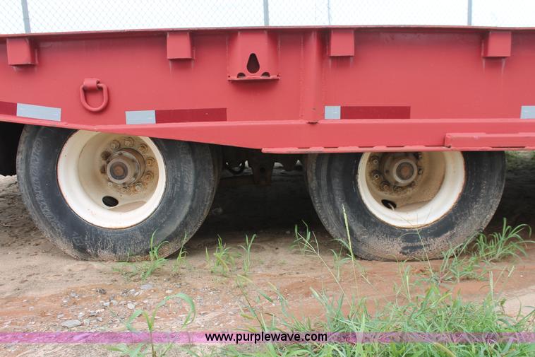 image for item H5829 1985 Trail-Eze LP30H46 tilt deck equipment trailer