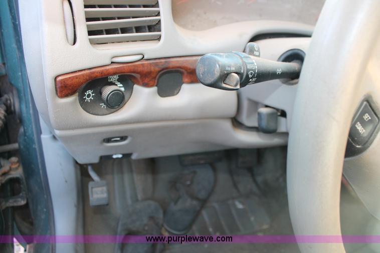 image for item H8001 2000 Chevrolet Impala