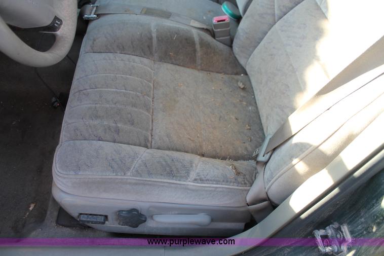 image for item H8001 2000 Chevrolet Impala