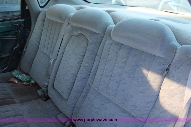 image for item H8001 2000 Chevrolet Impala