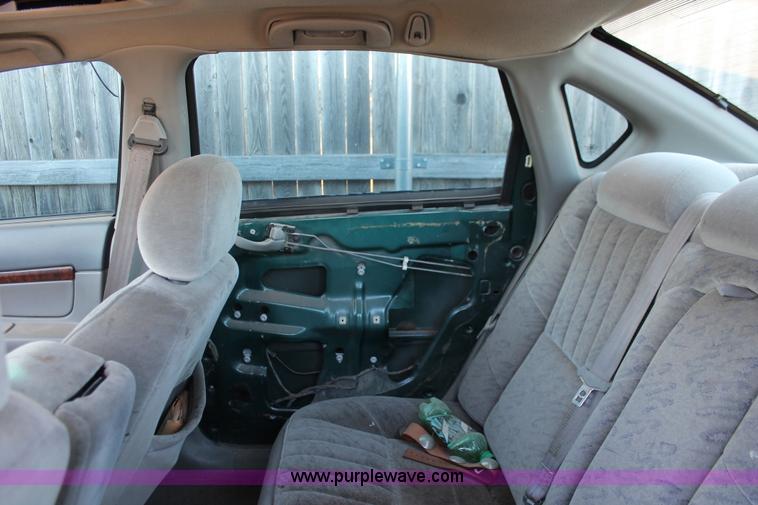 image for item H8001 2000 Chevrolet Impala