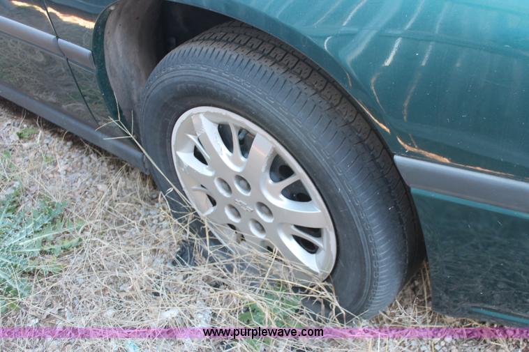 image for item H8001 2000 Chevrolet Impala