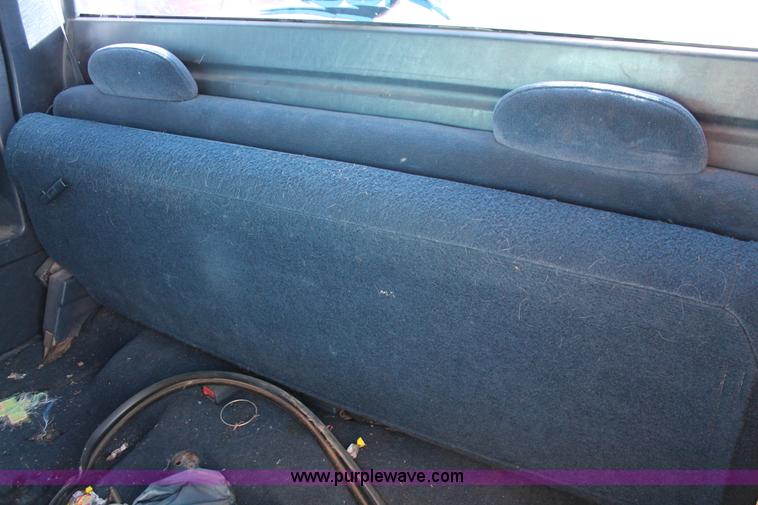 image for item H8002 1998 Chevrolet Silverado 1500 Ext. Cab pickup truck