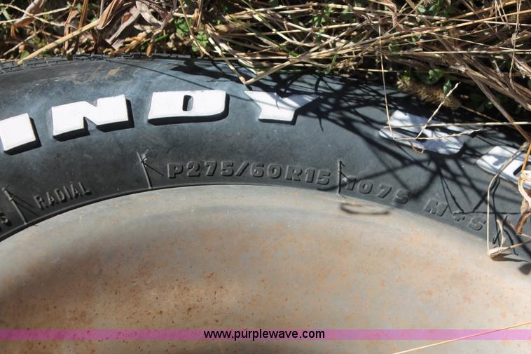 image for item H8002 1998 Chevrolet Silverado 1500 Ext. Cab pickup truck