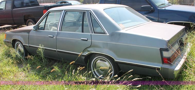 image for item H8139 1984 Mercury Marquis