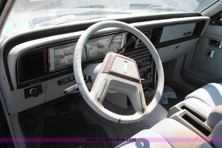 image for item H8139 1984 Mercury Marquis