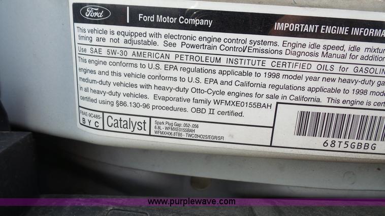 image for item J4557 1998 Ford Econoline E350 bus