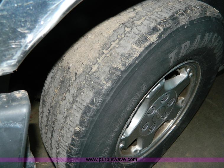 image for item J5161 2000 Chevrolet Silverado 1500 Ext. Cab pickup truck