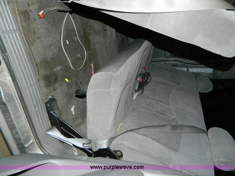 image for item J5161 2000 Chevrolet Silverado 1500 Ext. Cab pickup truck