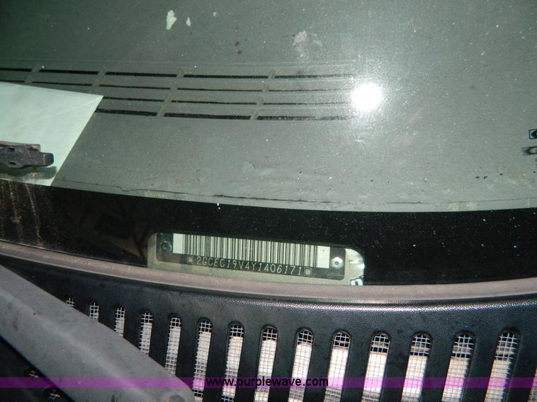 image for item J5161 2000 Chevrolet Silverado 1500 Ext. Cab pickup truck