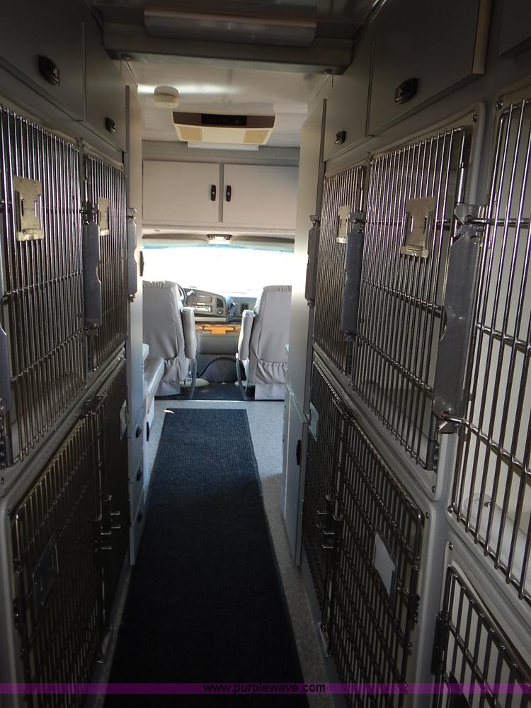image for item J6304 1996 Ford Econoline E350 animal clinic bus
