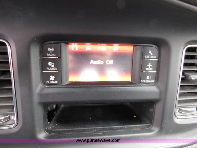 image for item J7435 2011 Dodge Charger Police