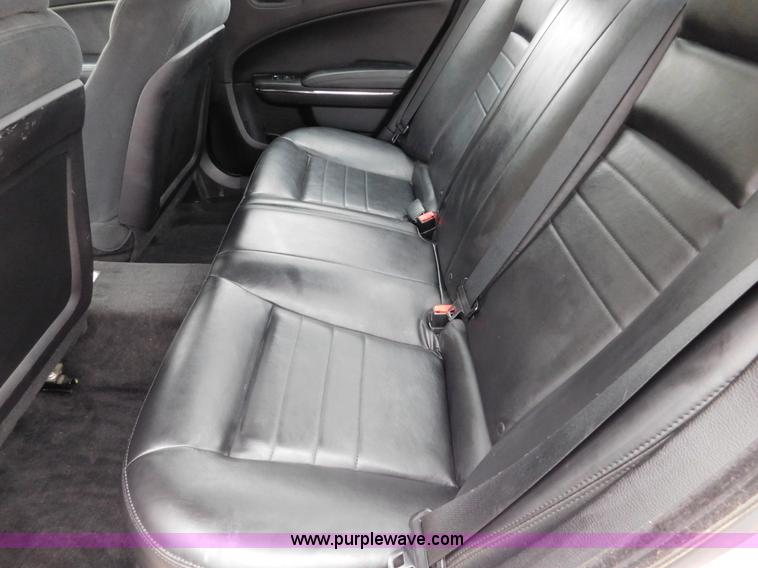 image for item J7435 2011 Dodge Charger Police