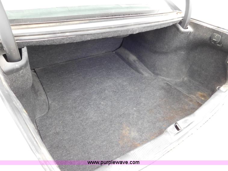 image for item J7435 2011 Dodge Charger Police