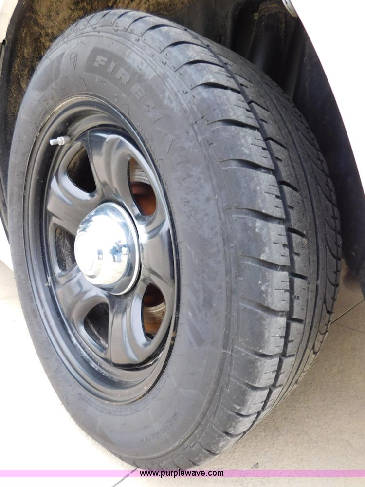 image for item J7435 2011 Dodge Charger Police