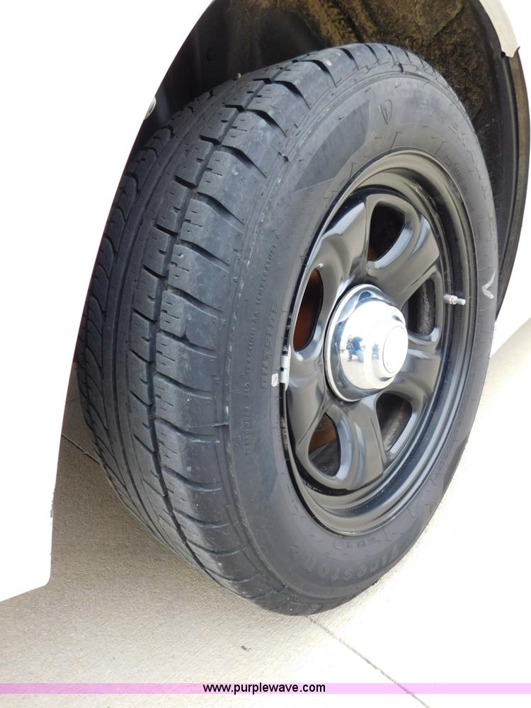 image for item J7435 2011 Dodge Charger Police