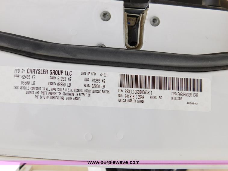 image for item J7435 2011 Dodge Charger Police