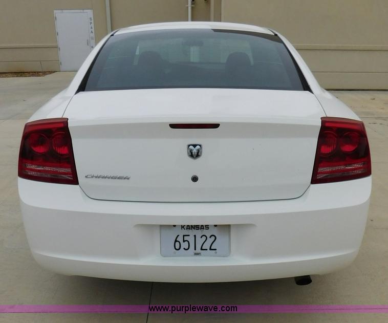 image for item J7436 2006 Dodge Charger