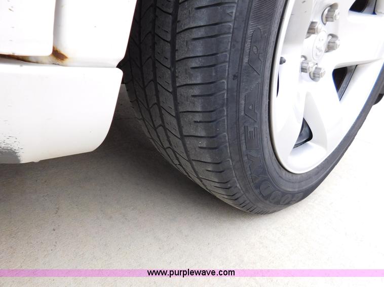 image for item J7436 2006 Dodge Charger