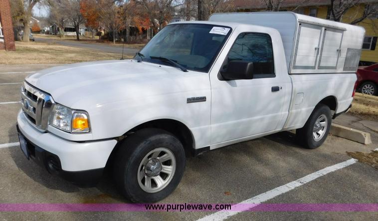 image for item J7473 2008 Ford Ranger pickup truck