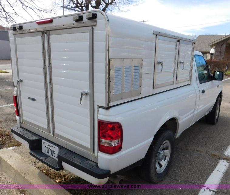 image for item J7473 2008 Ford Ranger pickup truck