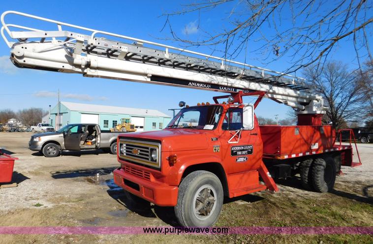 image for item J7483 1979 Chevrolet C70 Custom Deluxe fire truck