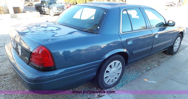 image for item J8403 2009 Ford Crown Victoria Police Interceptor