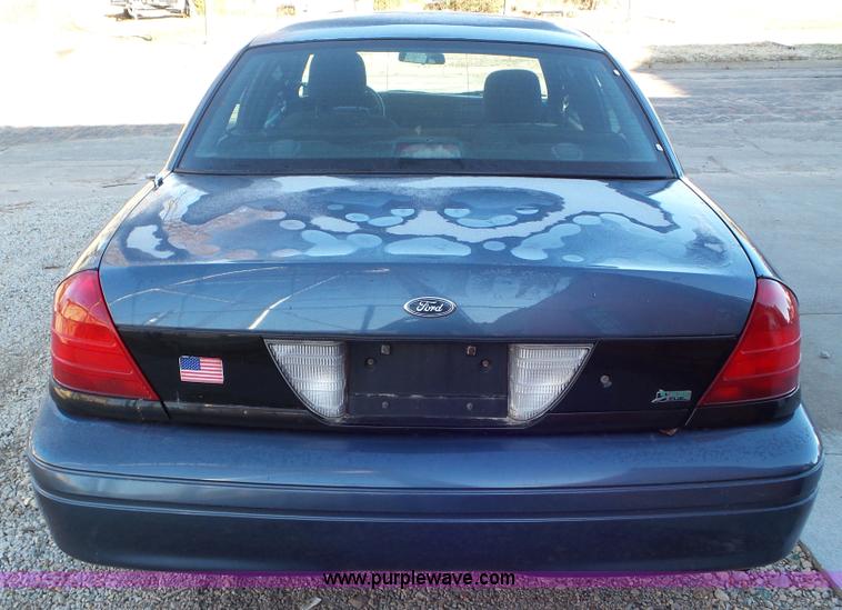 image for item J8403 2009 Ford Crown Victoria Police Interceptor
