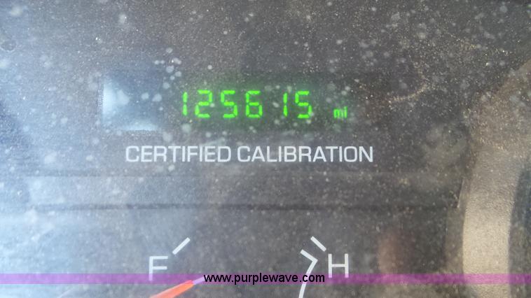 image for item J8403 2009 Ford Crown Victoria Police Interceptor