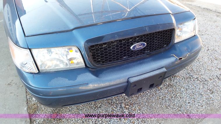 image for item J8403 2009 Ford Crown Victoria Police Interceptor