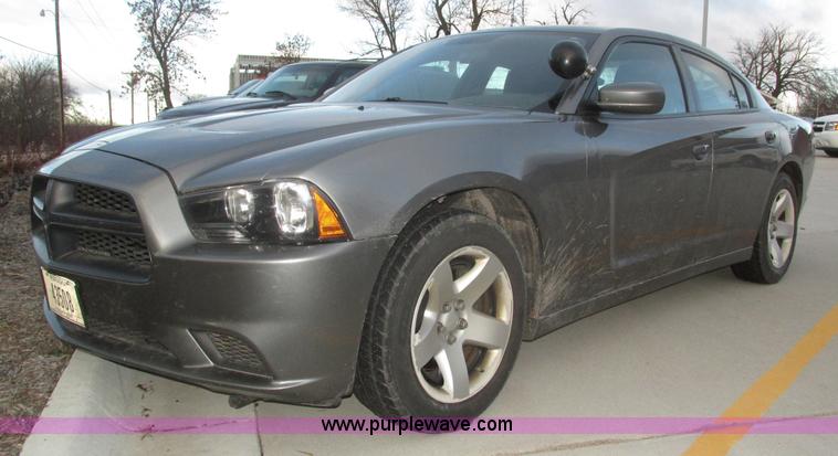 image for item J8762 2011 Dodge Charger Police