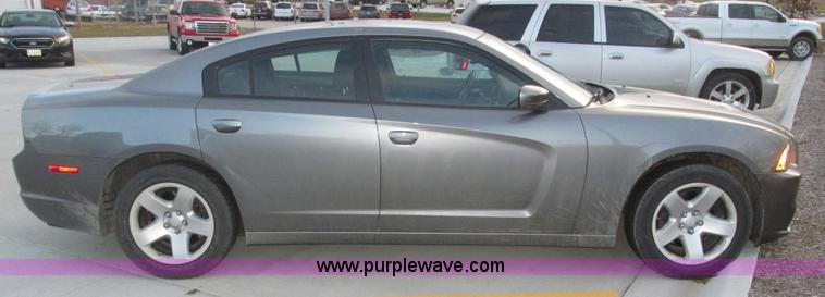 image for item J8762 2011 Dodge Charger Police