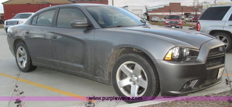 image for item J8762 2011 Dodge Charger Police