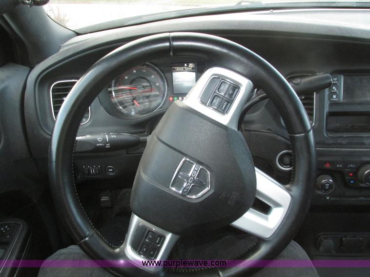 image for item J8762 2011 Dodge Charger Police