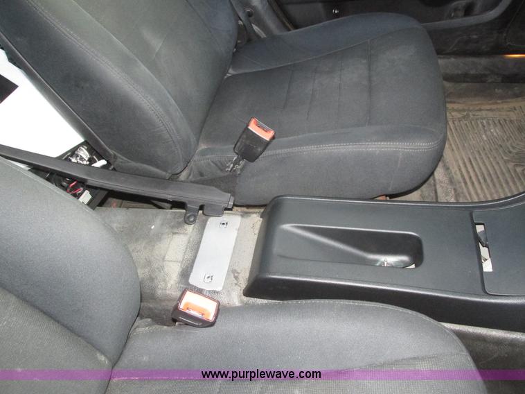 image for item J8762 2011 Dodge Charger Police