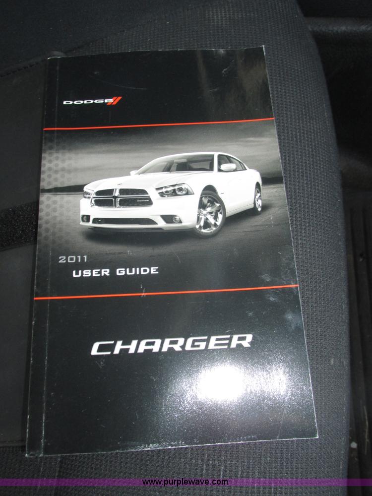 image for item J8762 2011 Dodge Charger Police