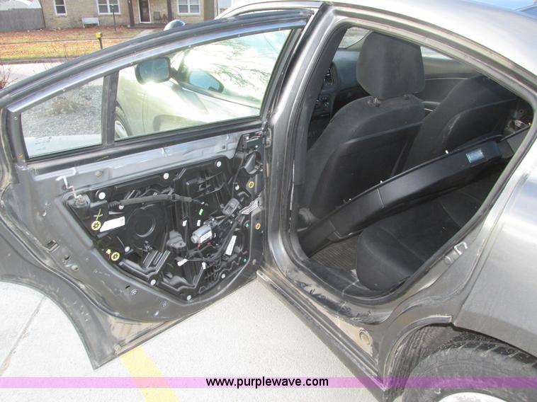 image for item J8762 2011 Dodge Charger Police