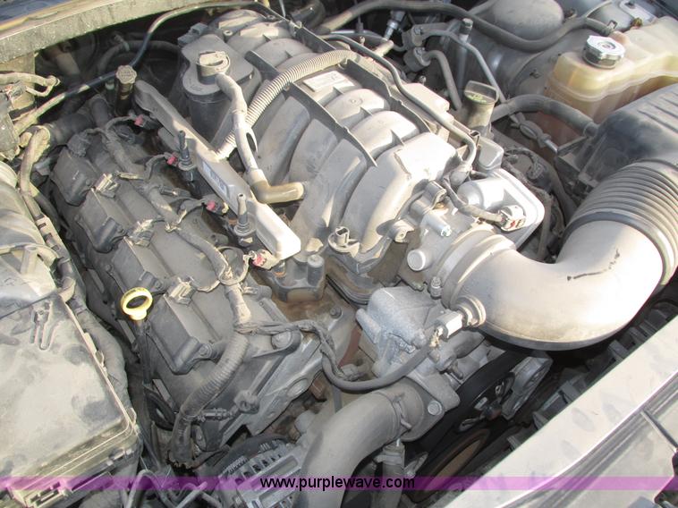 image for item J8762 2011 Dodge Charger Police