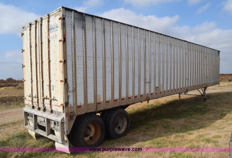 image for item K4828 2002 Guthrie Wilkens live bottom trailer