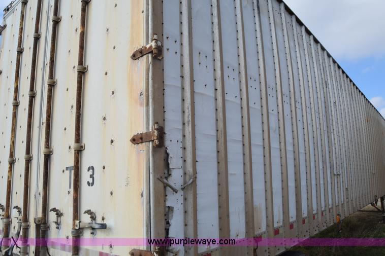 image for item K4828 2002 Guthrie Wilkens live bottom trailer