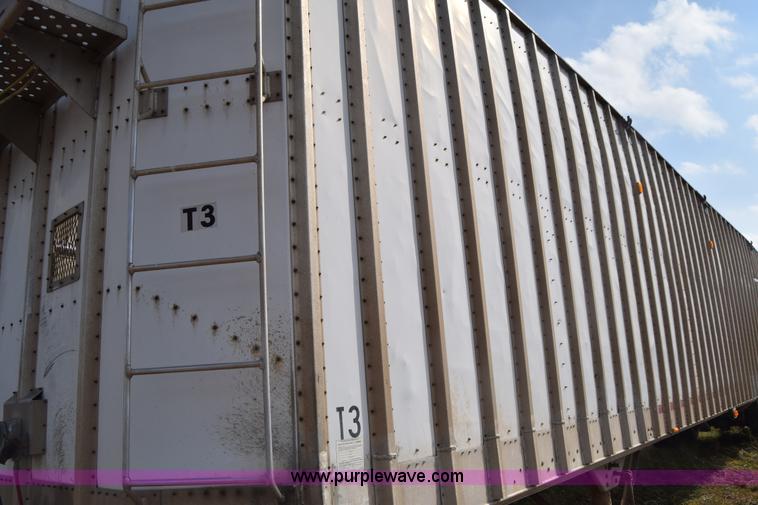 image for item K4828 2002 Guthrie Wilkens live bottom trailer