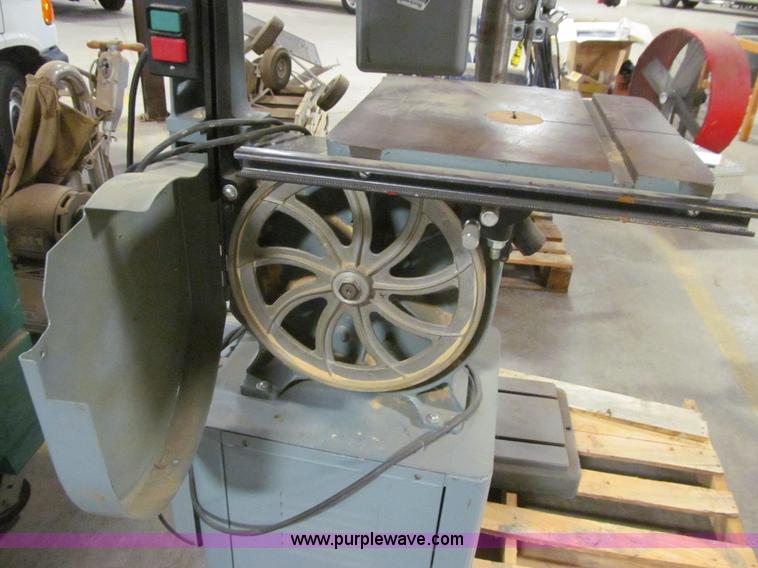 image for item L1905 Delta band saw