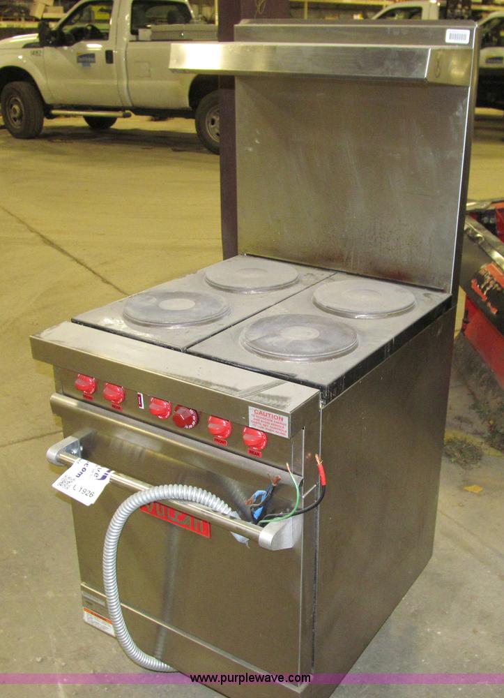 Vulcan electric stove in Des Moines, IA Item L1926 sold Purple Wave