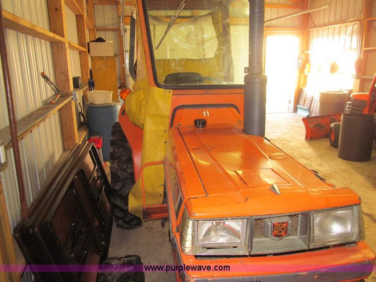 image for item L1945 Kubota L2250 MFWD tractor