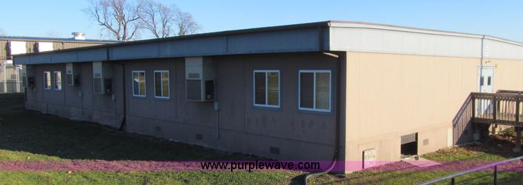 image for item L1946 2006 Innovative Modular Solutions building