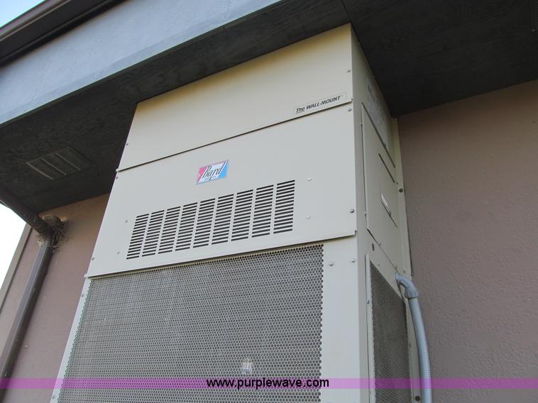 image for item L1946 2006 Innovative Modular Solutions building