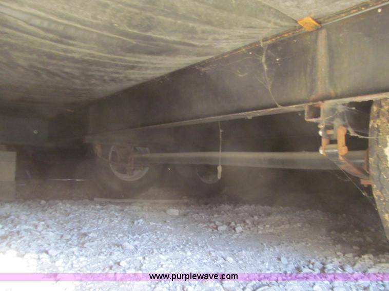 image for item L1946 2006 Innovative Modular Solutions building