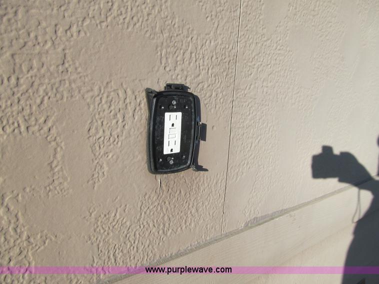 image for item L1946 2006 Innovative Modular Solutions building